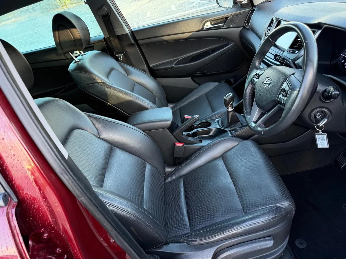 Hyundai Tucson 2016 diesel - Image 2
