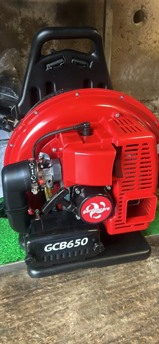 Gardencare GCB650 65cc 2-stroke Backpack Blower - Image 1