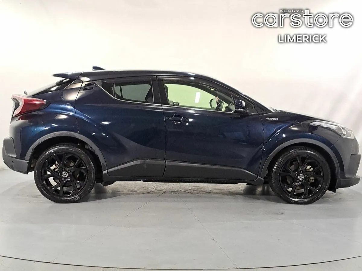 Toyota C-HR 1.8 PET HYBRID - Image 2