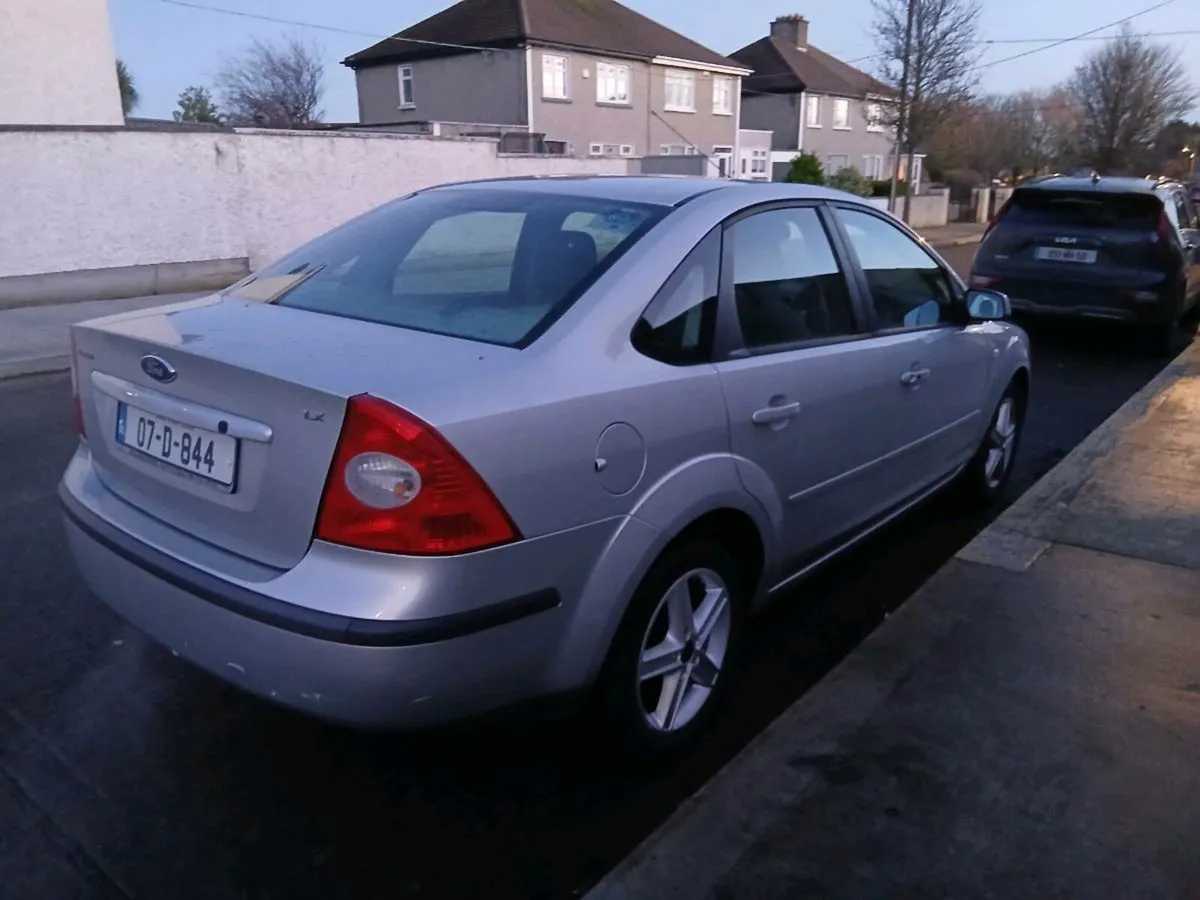 2007 FORD FOCUS NCT 12/26 TAX 12/25 - Image 2