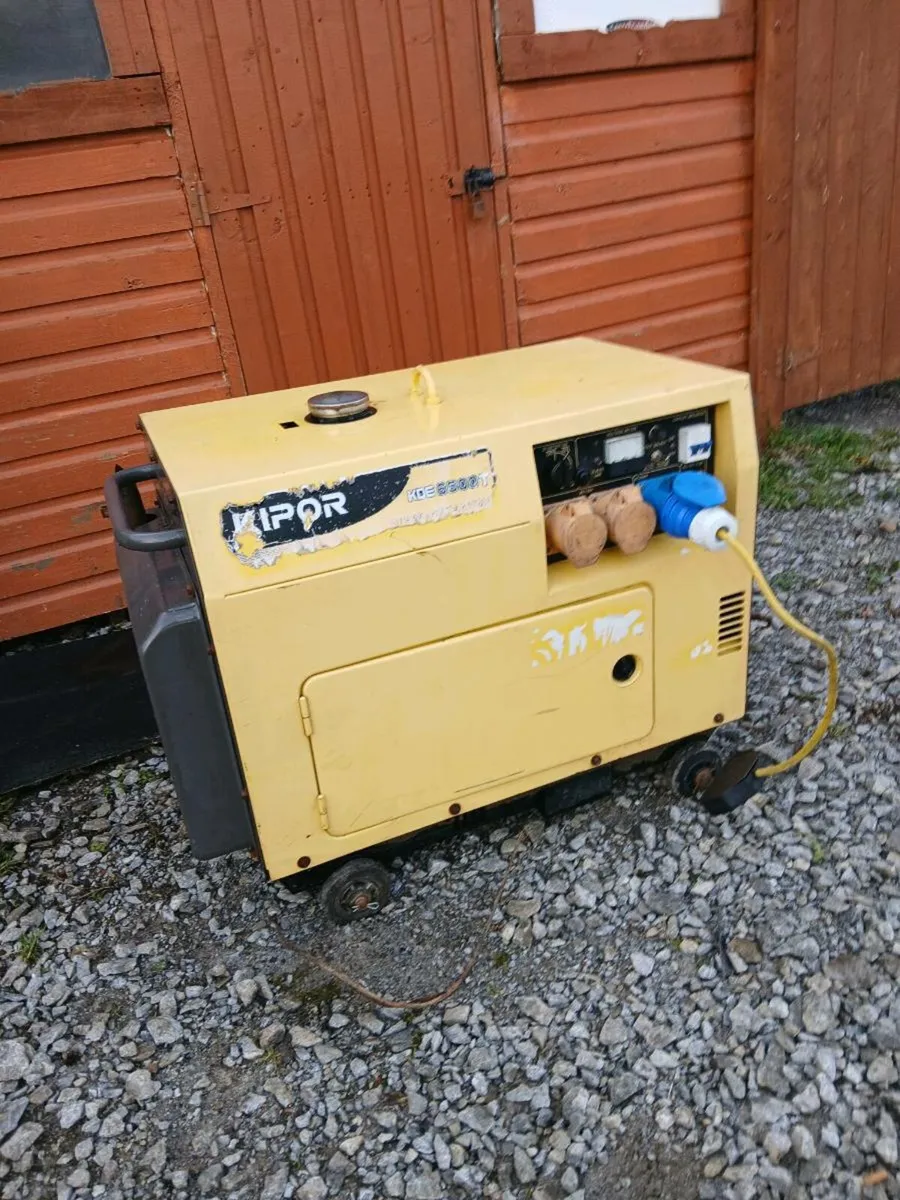 Silent diesel generator - Image 1