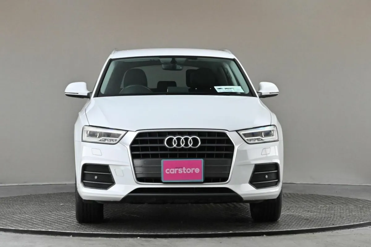 Audi Q3 **JAN 2026 PRICE NOW**1.4 TFSI S-TRONIC ** - Image 2