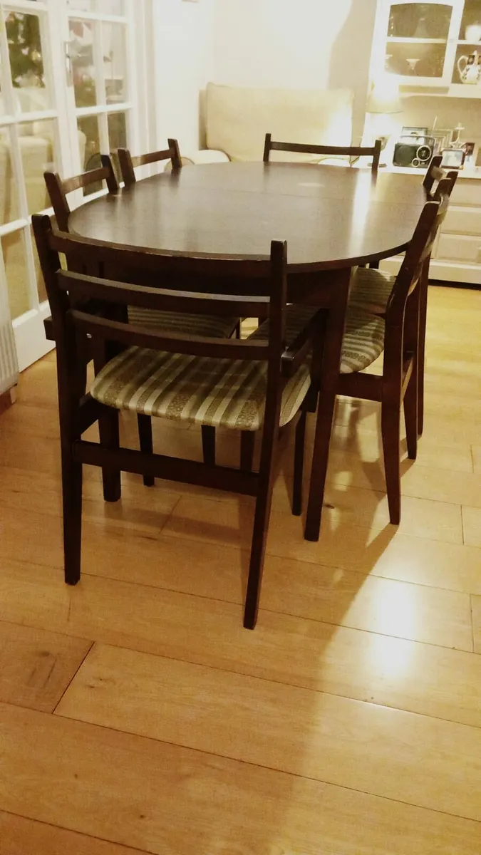 Free Mid Century Dining Table & Chairs