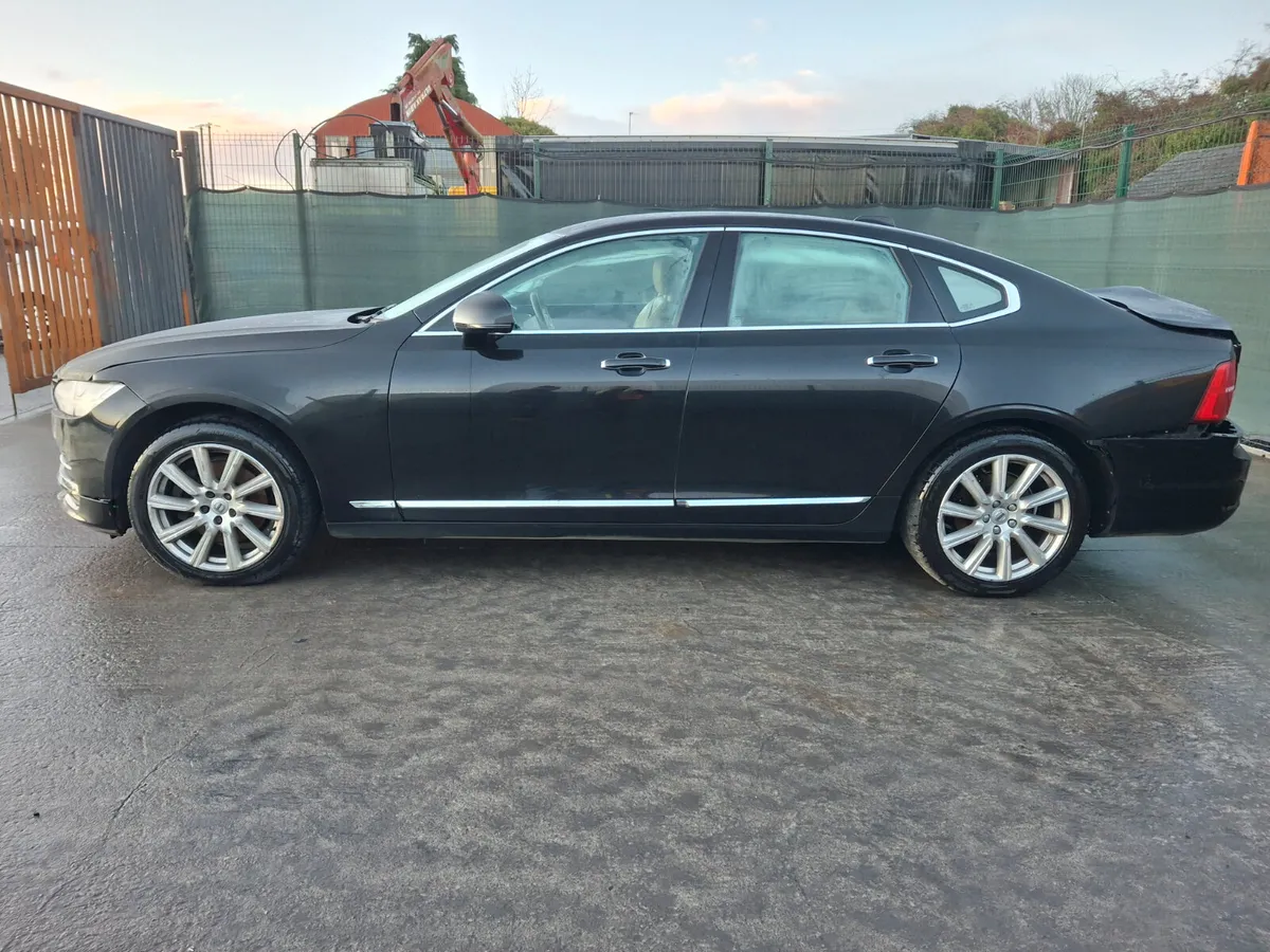 172 Volvo S90  D4 Inscription  GT  278km  Automati - Image 3