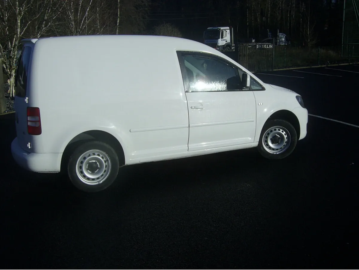 Volkswagen Caddy C20 TDI 75 140 - Image 2