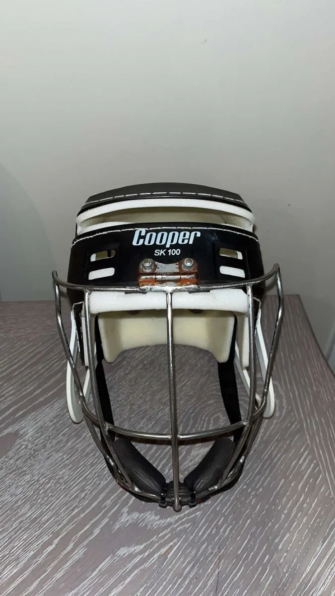 Cooper helmet with old style wide hinge kk guard - Image 1