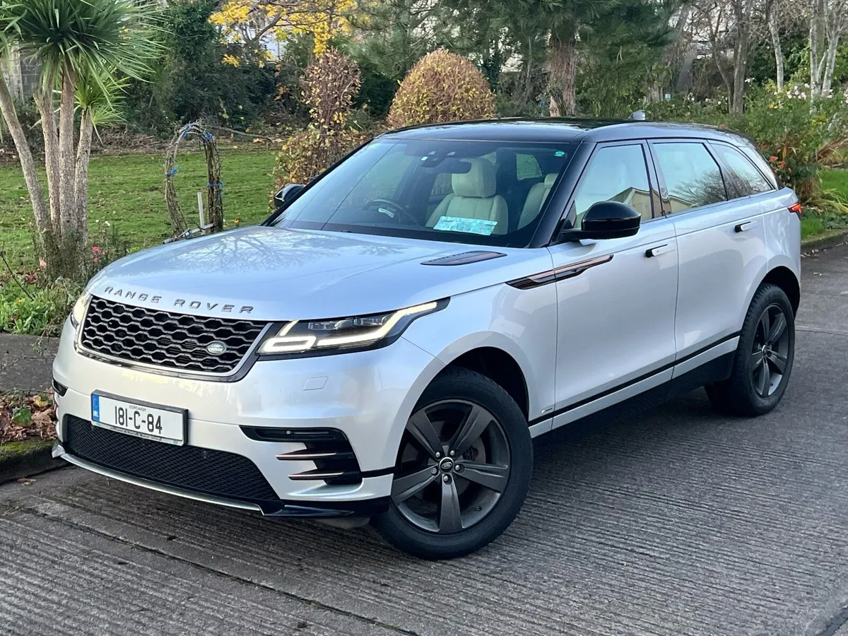 181 RANGE ROVER VELAR R-DYNAMIC GLASS ROOF - Image 1