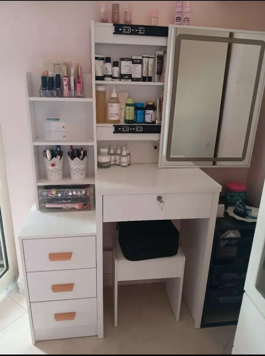 Vanity/Dressing table - Image 2