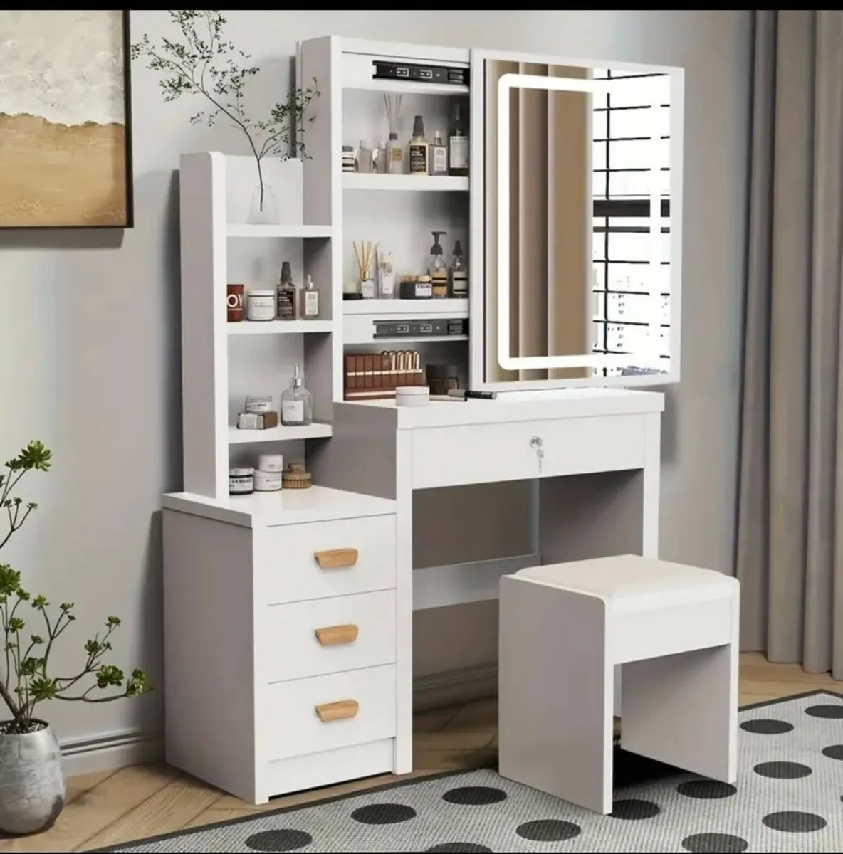 Vanity/Dressing table - Image 3