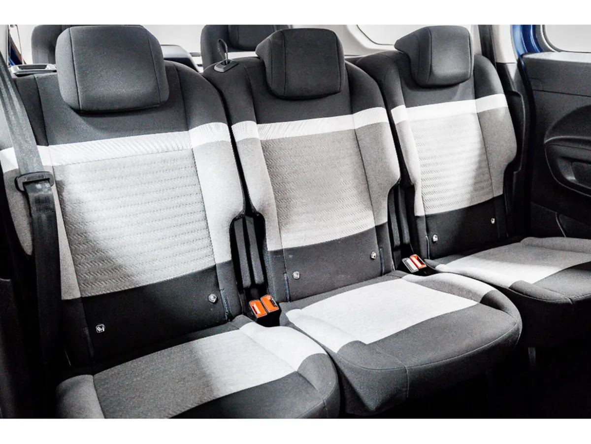 Citroen Berlingo ë-FEEL XL 50kWh LWB Auto 136HP - - Image 4