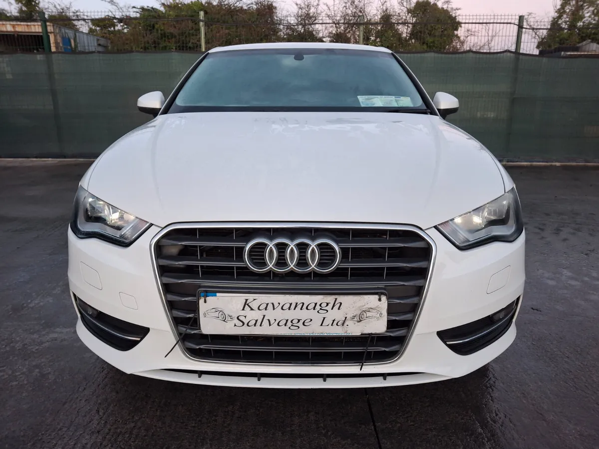 2015 Audi A3  1.6 Tdi - Image 4