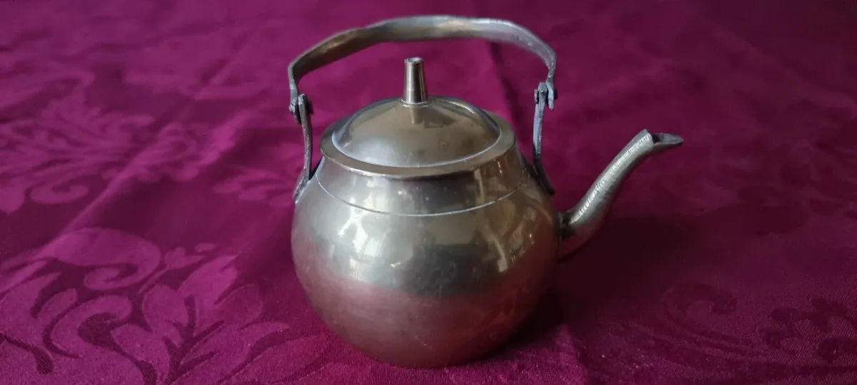 Vintage Solid Brass Decorative Tea Pot With Lid - Image 1
