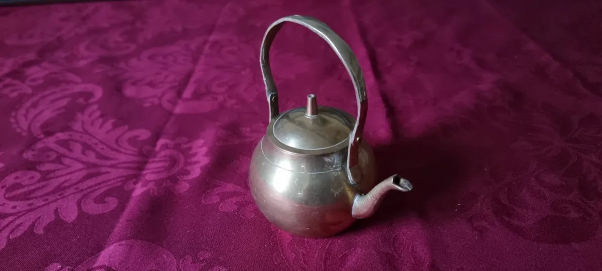 Vintage Solid Brass Decorative Tea Pot With Lid - Image 2