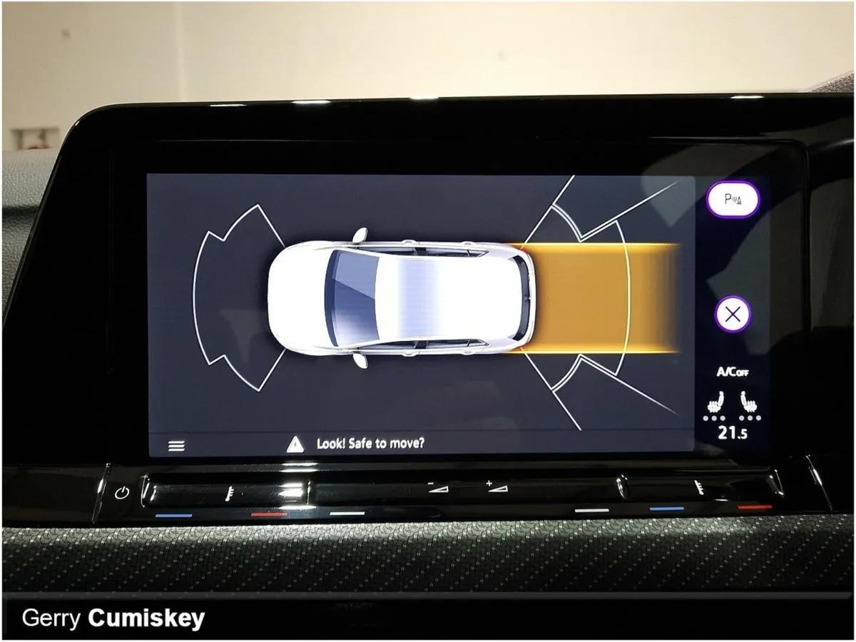 Volkswagen Golf R-Line | DSG | 2.0 TDI 150HP | - Image 4