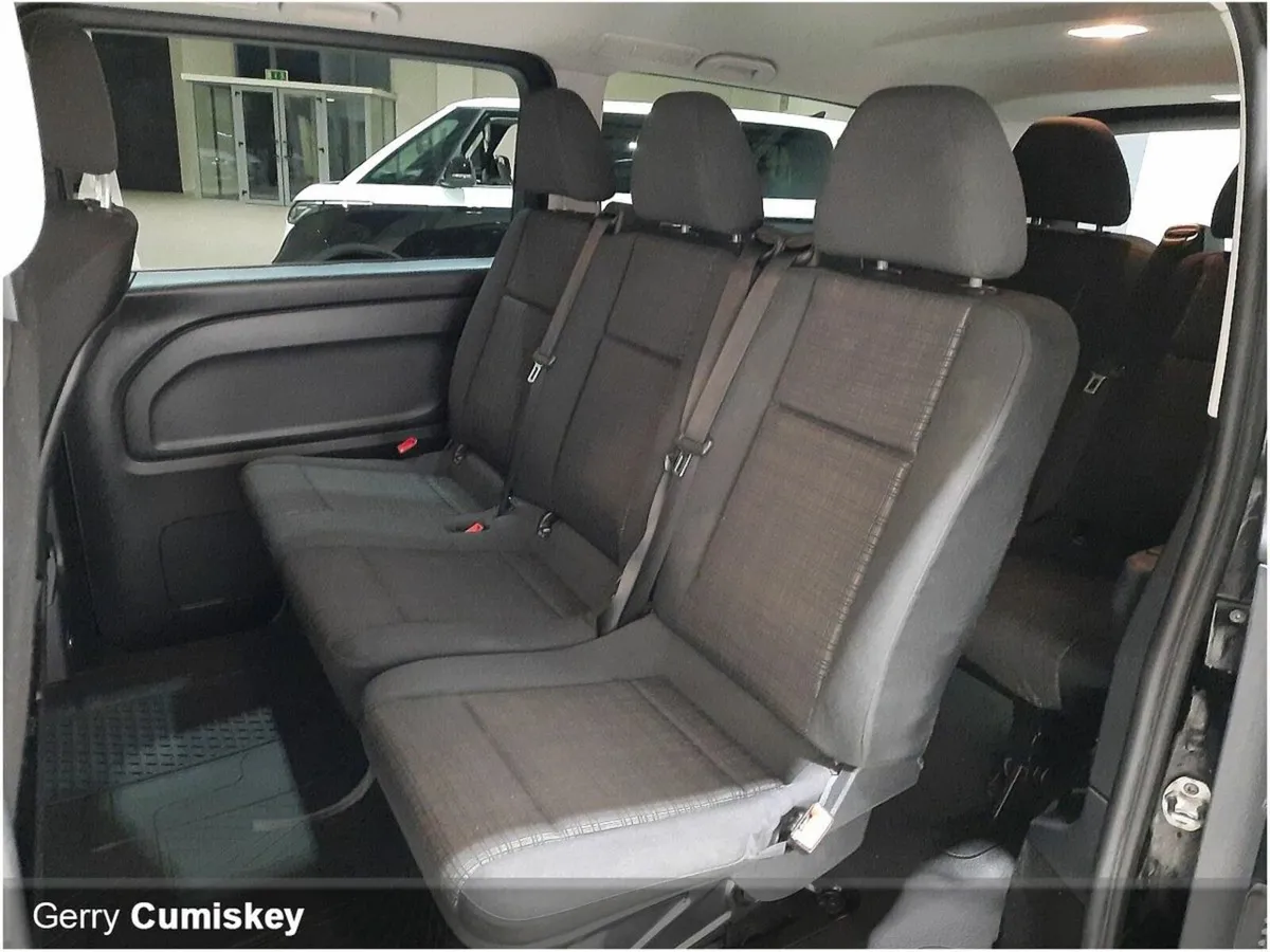 Mercedes-Benz V-Class 9 SEATER | AUTOMATIC | V200 - Image 2