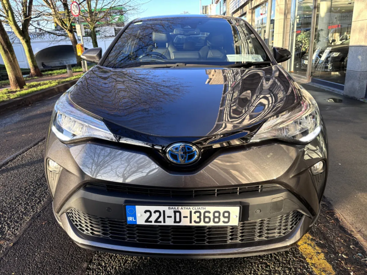 Toyota C-HR 1.8 HYBRID SPORT LEATHER 5DR AUTO - Image 3