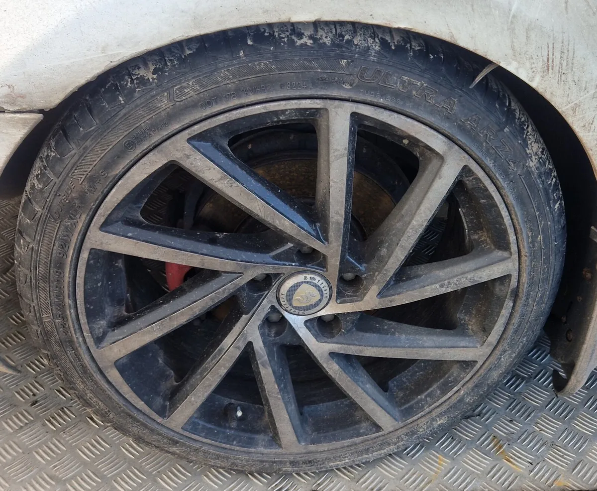 2010 Mk6 Golf Breaking. - Image 2