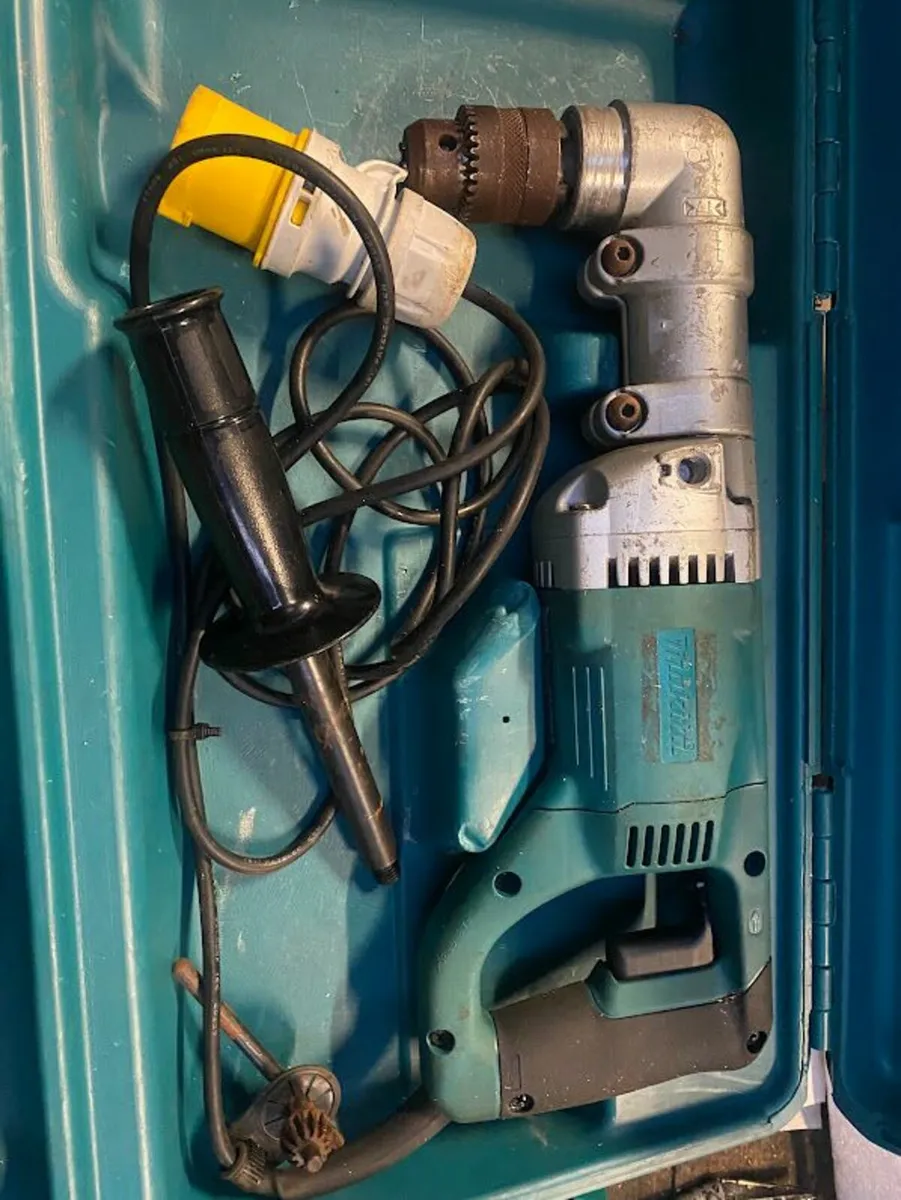 Makita DA4000LR  Angle Drill - Image 1
