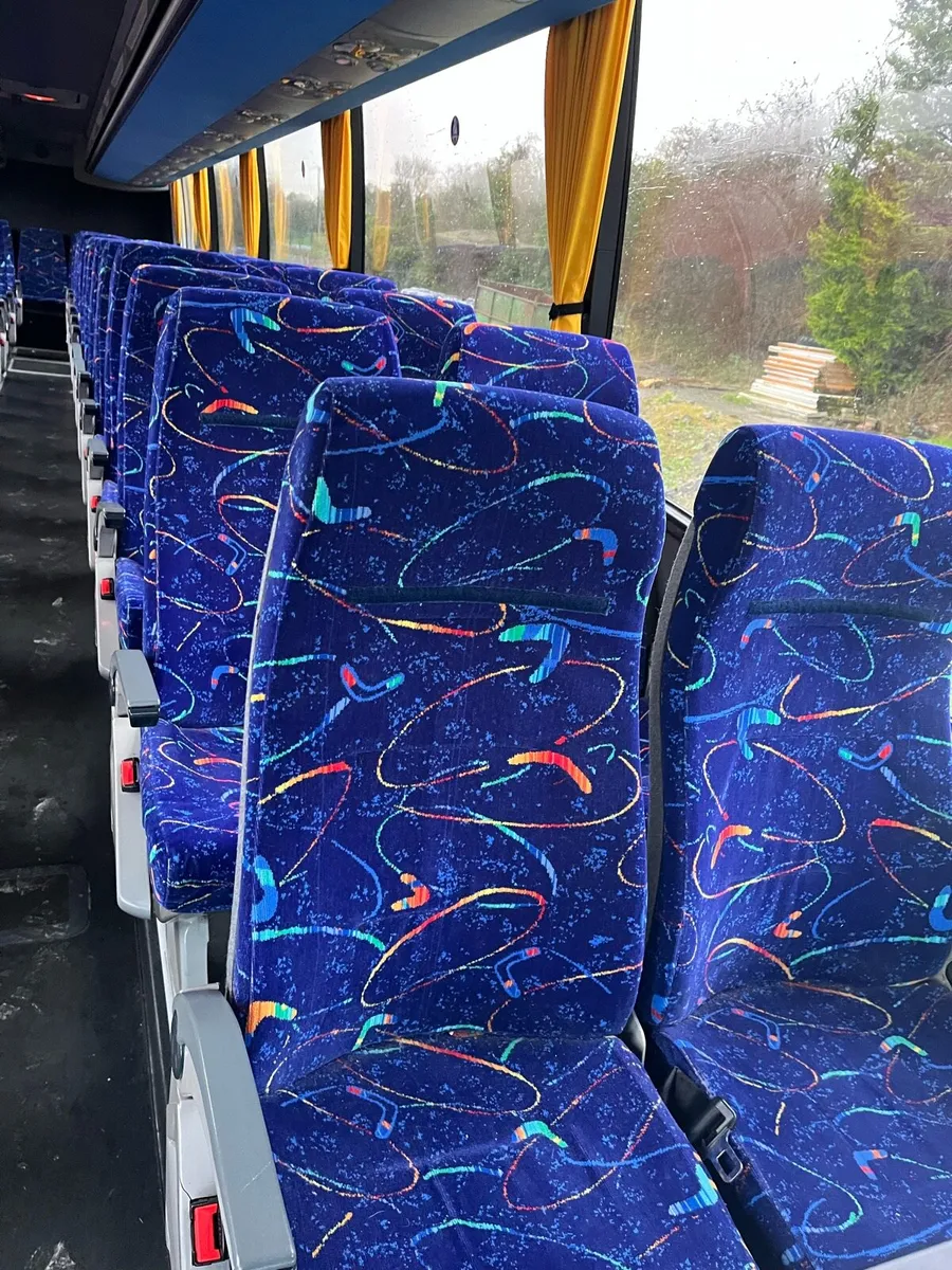57 coach seats - Image 1