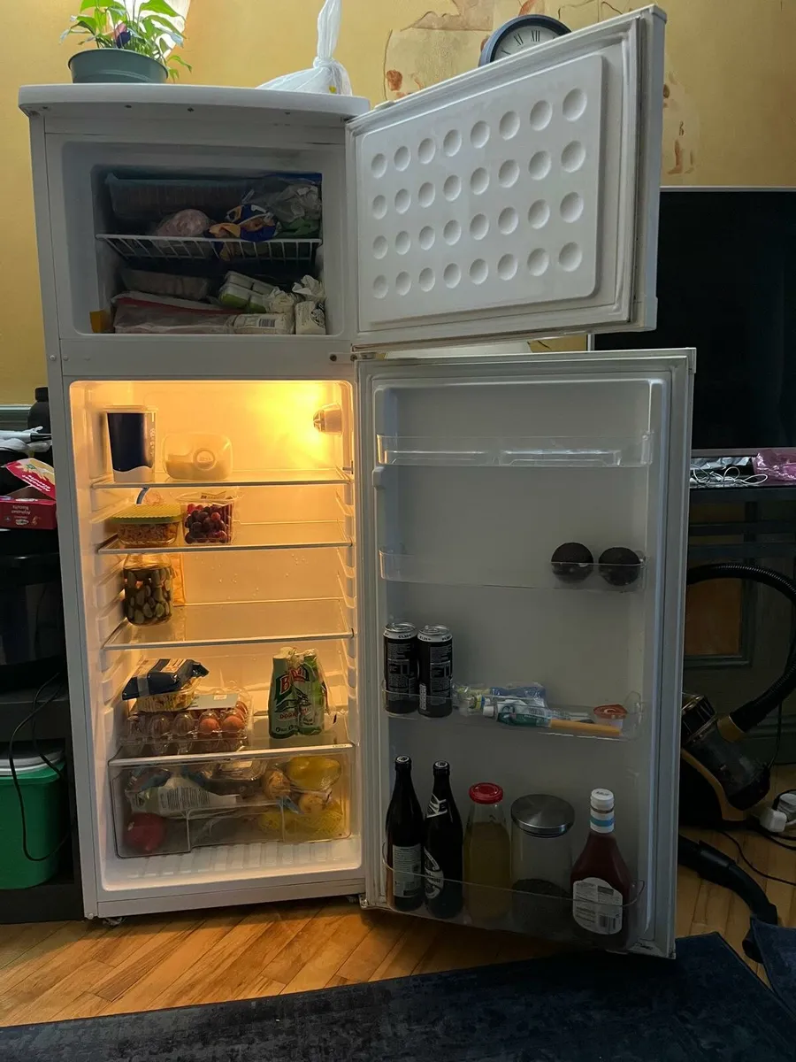 Freezer and fridge - Image 2