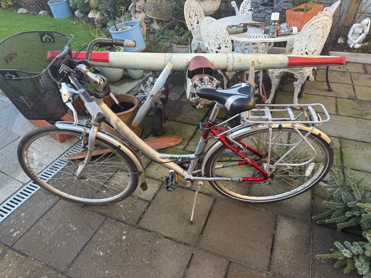 Lady’s step through commuter bike - Image 1