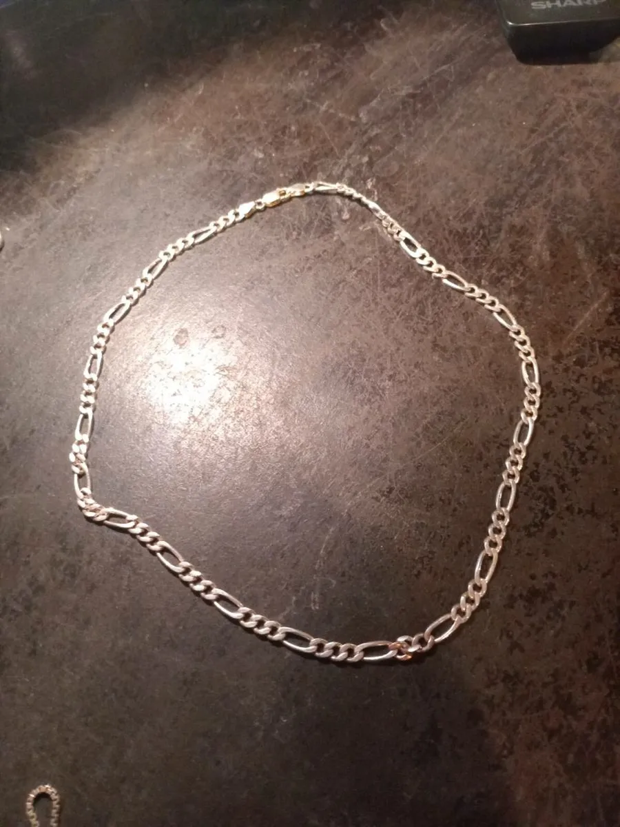 Silver chain - Image 1