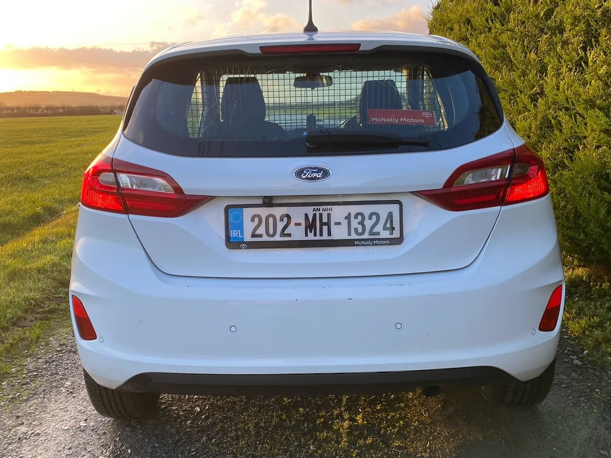 202 Ford Fiesta Van Diesel MINT - Image 4