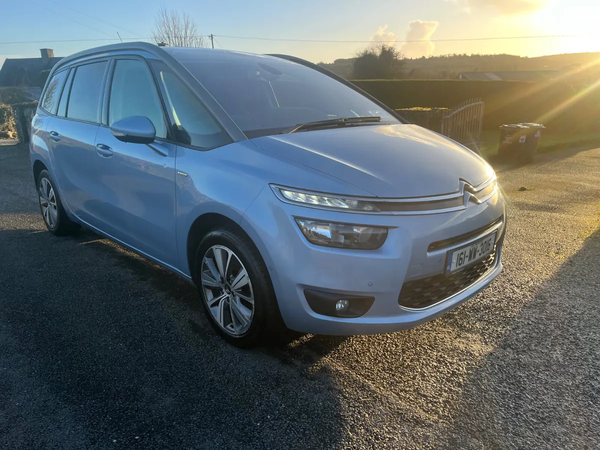 Citroen C4 2016 special addition 7 seater - Image 1