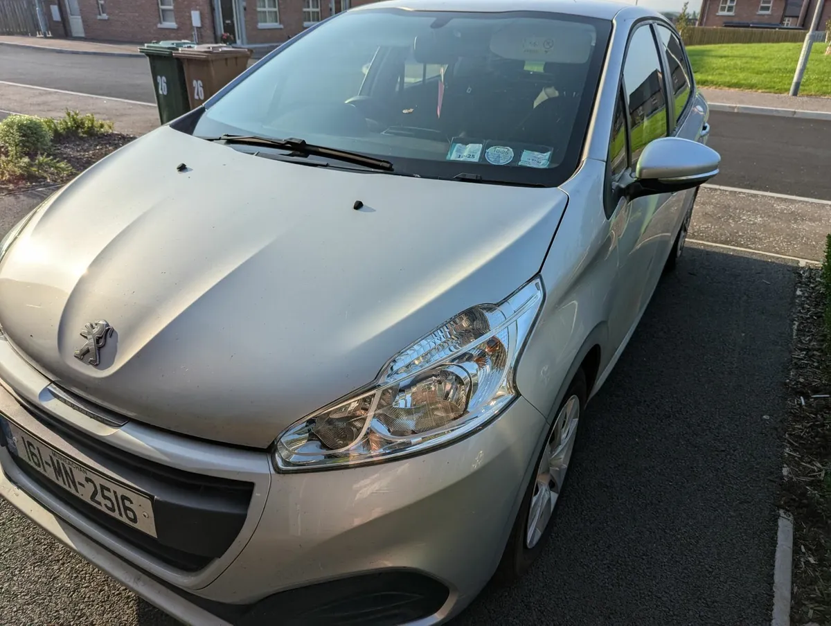 Peugeot 208 2016 - Image 2