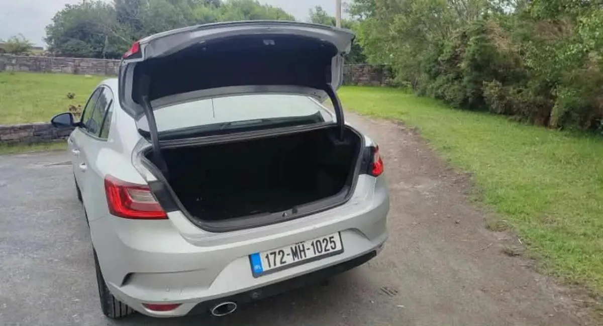 Renault Megane 2017 - Image 2