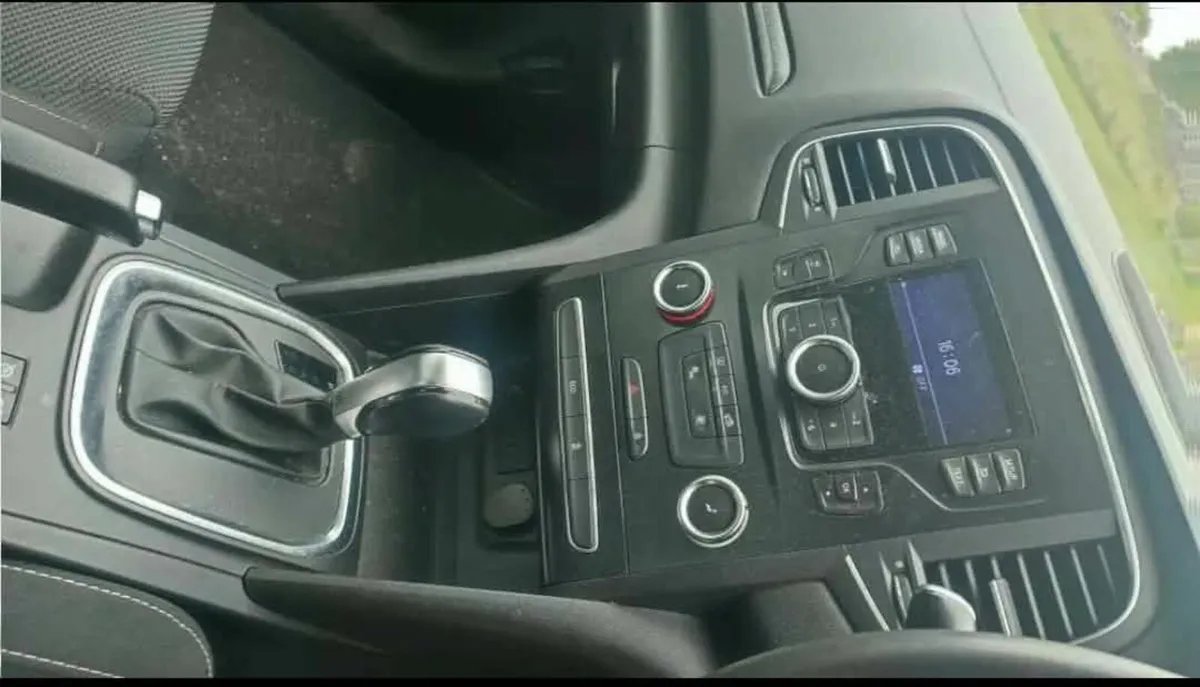 Renault Megane 2017 - Image 3