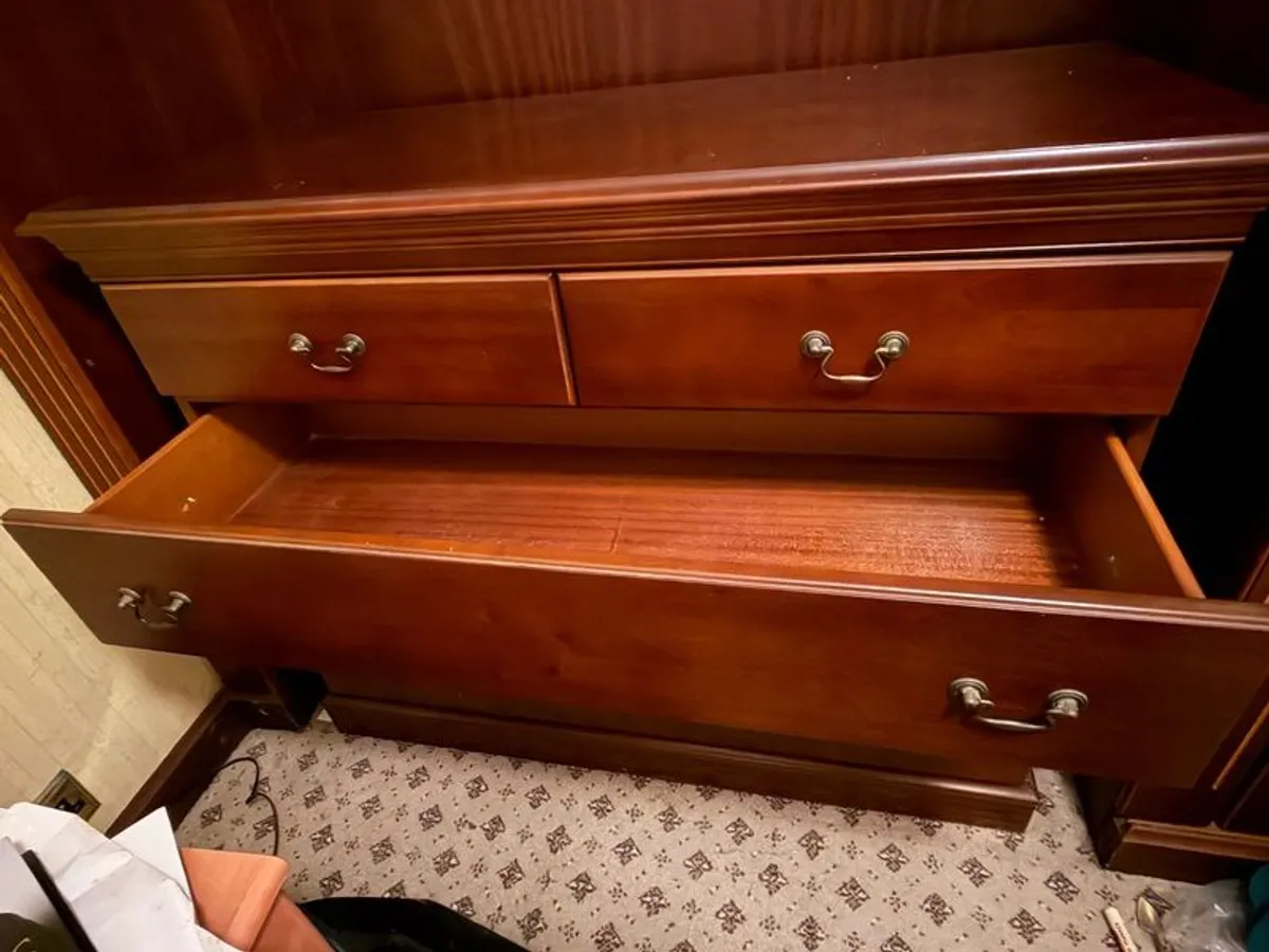 Chest of Drawers - Image 3