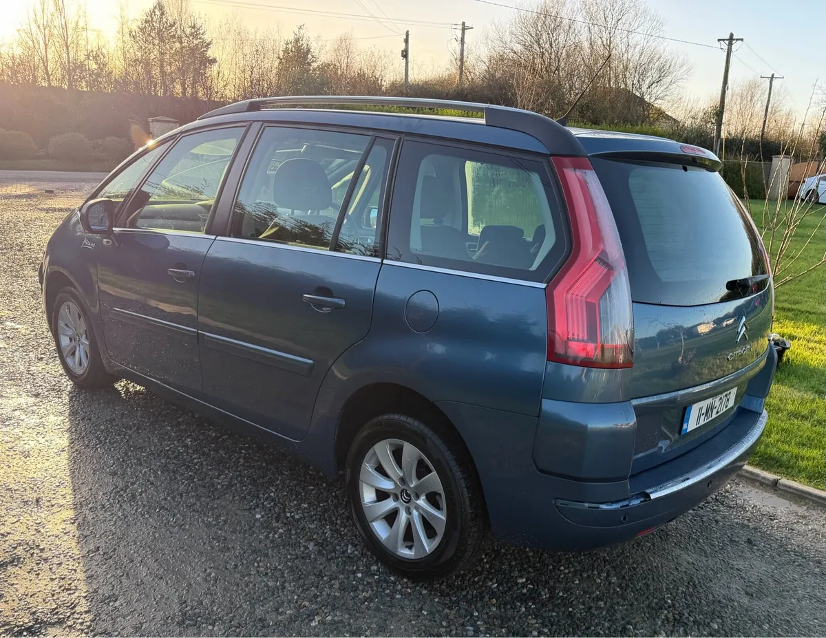 Citroen C4 7 Seater - Image 4