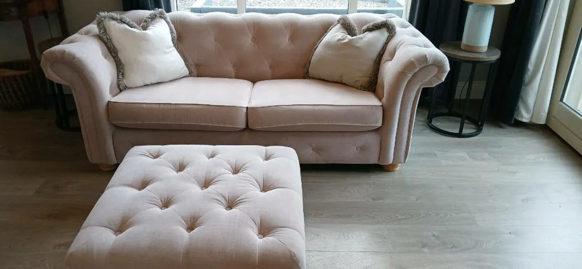 CHESTERFIELD BUTTON BACK SOFAS - Image 3