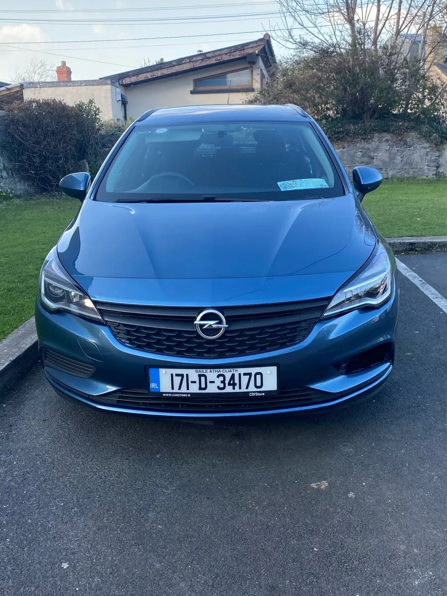 Opel Astra - Image 1