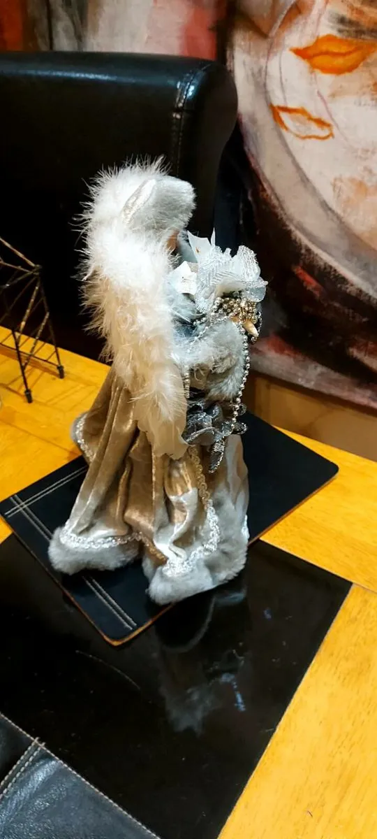 Vintage  Christmas  Tree  Top  Angel. - Image 3