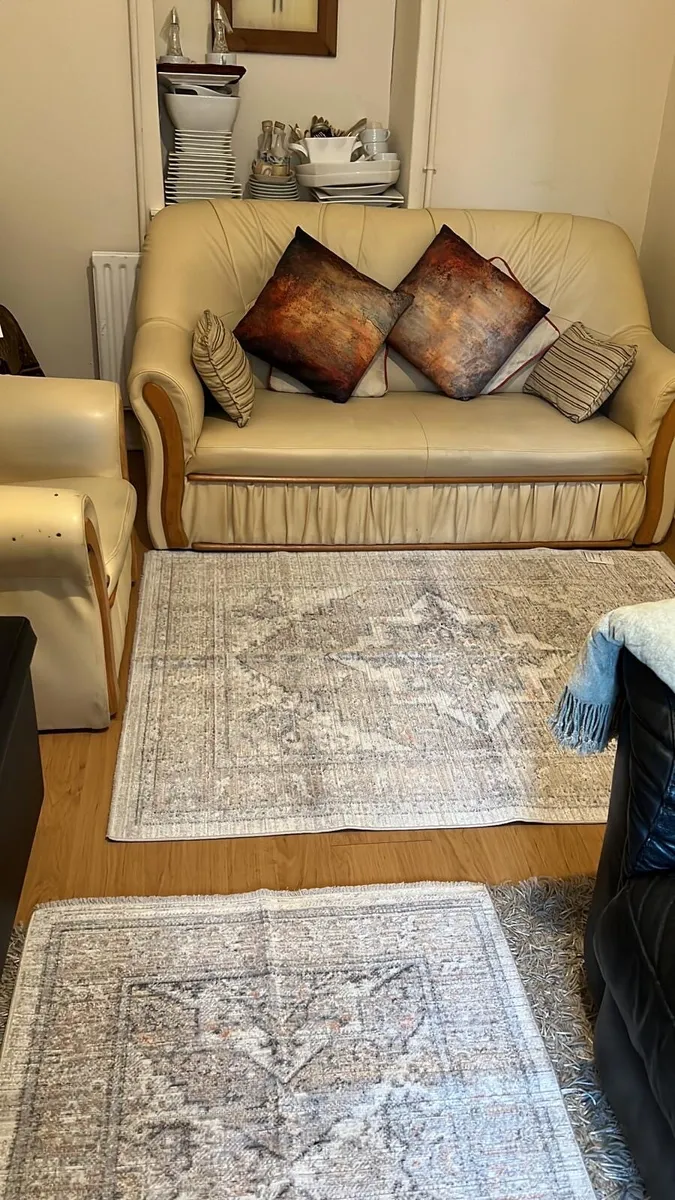 Leather sofa and chair - Image 3