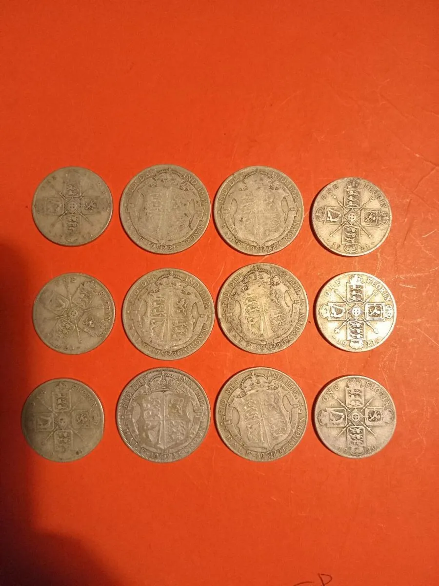 Siver halfcrowns and florins - Image 1