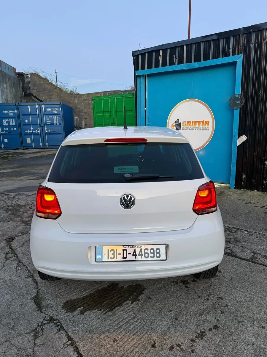 VW POLO 1.2 PETROL match edition candy white - Image 4