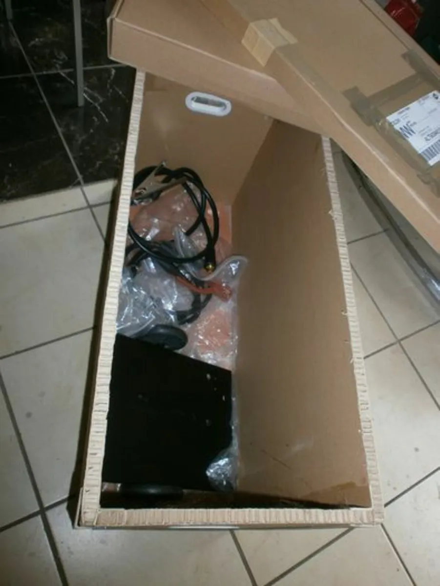 Pacini 295 Amp welder and accessories NOS - Image 3