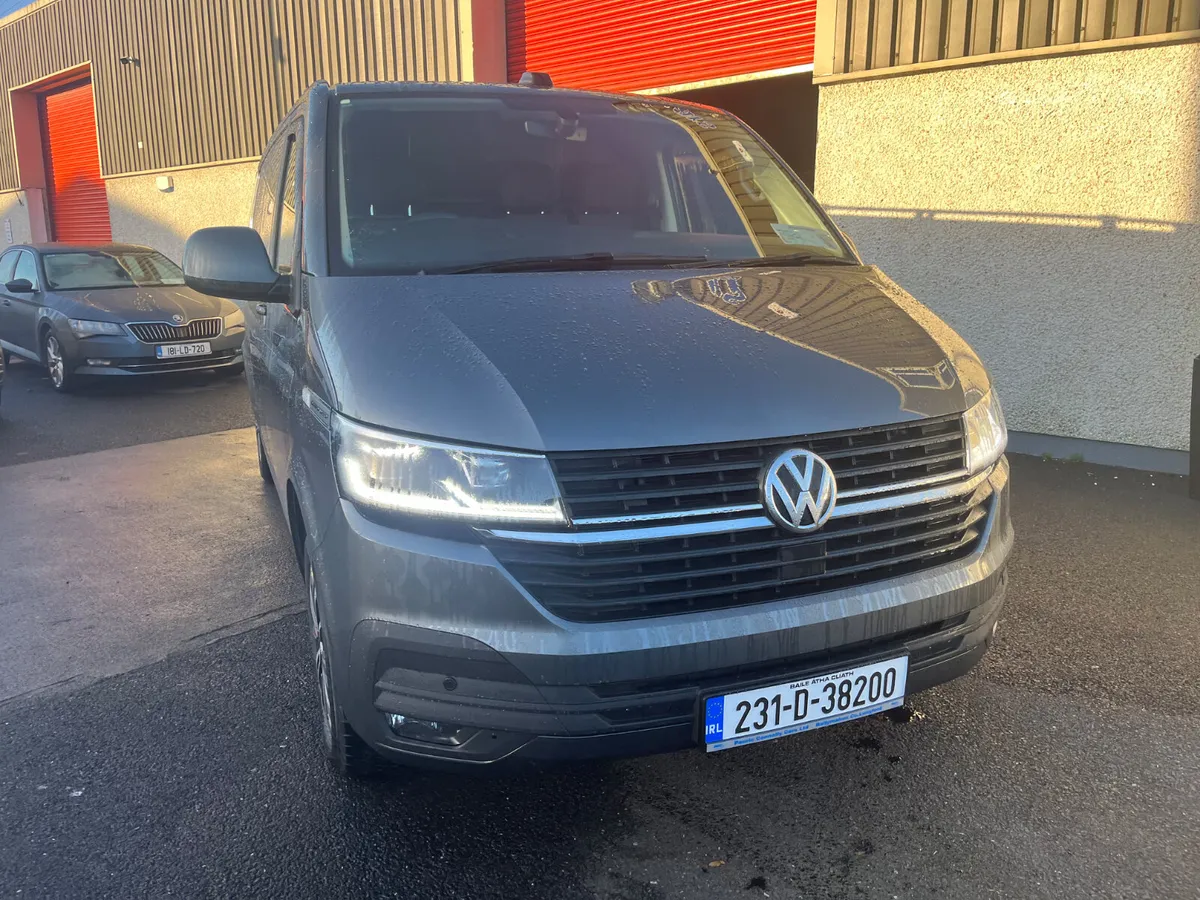 Volkswagen Transporter 2023 - Image 3