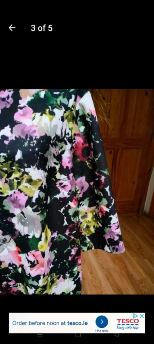 Ladies F&F Dress, never worn, good heavy material, - Image 3