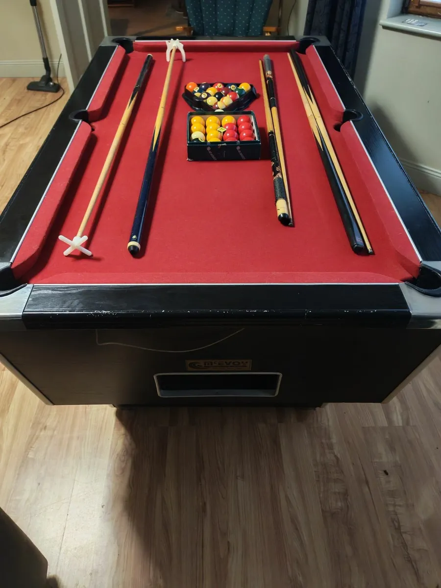 Pool table - Image 4
