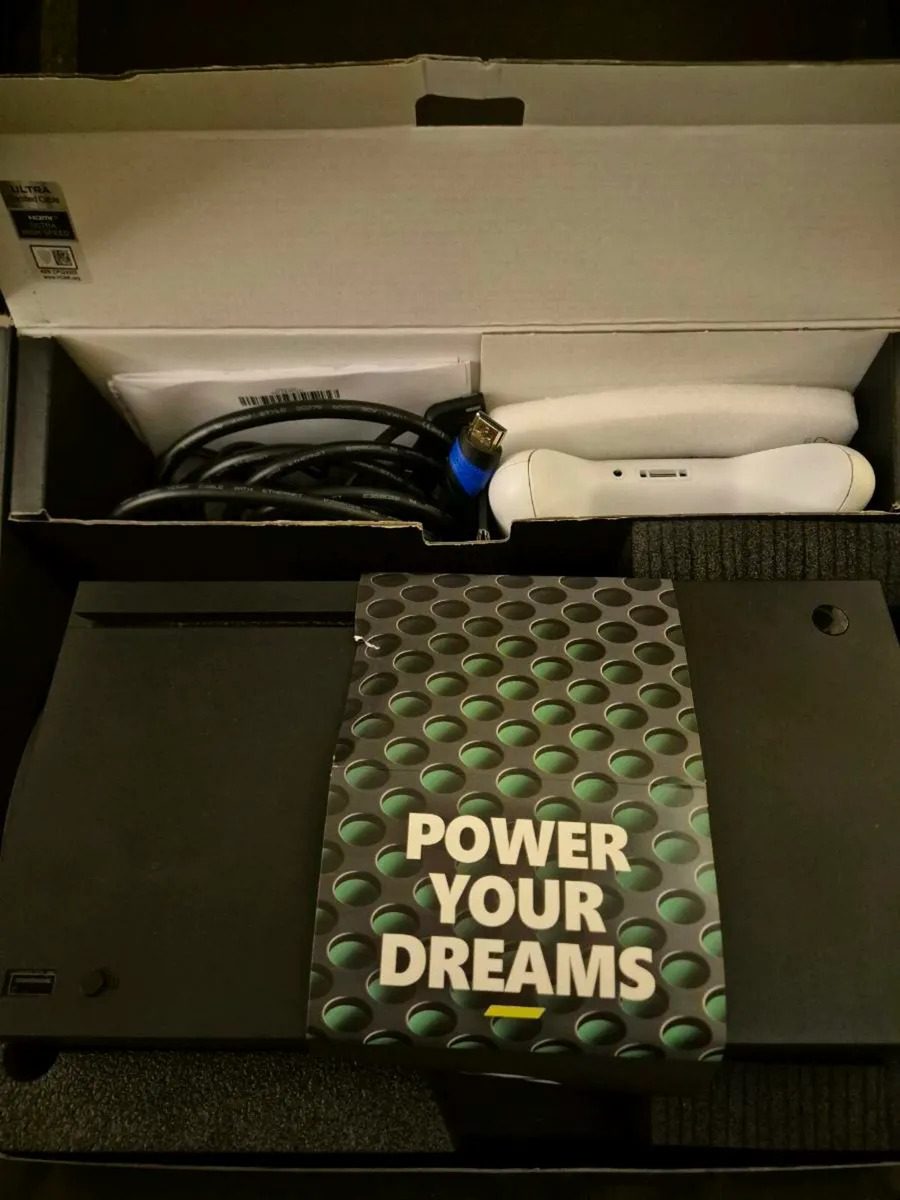 Xbox Series X 1TB Black Gaming Console - Image 2