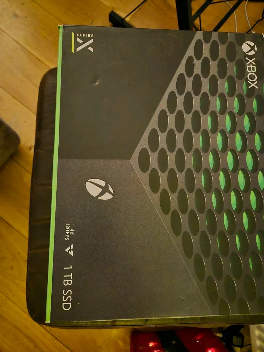 Xbox Series X 1TB Black Gaming Console - Image 3