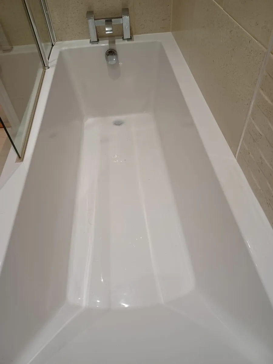 Bathroom  Equipment - Image 2