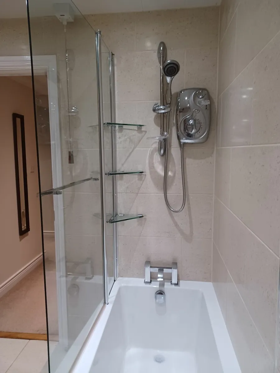 Bathroom  Equipment - Image 1