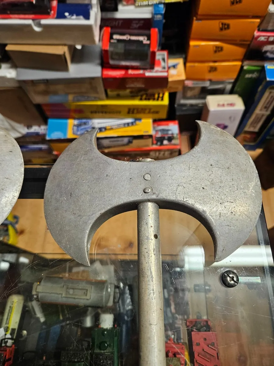 Vintage Looking Axes Lord of the Rings Game of Thr - Image 2
