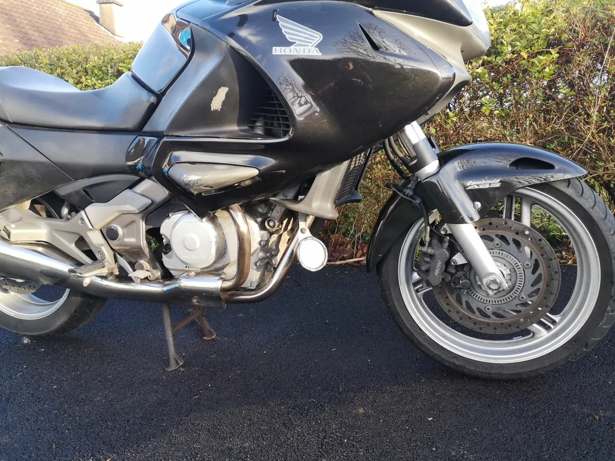 Honda Deauville 700 ABS DEPOSIT TAKEN - Image 2