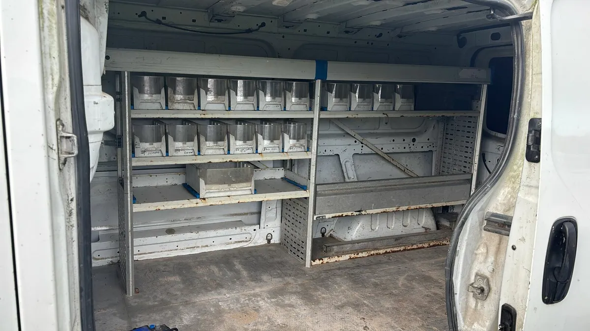 Opel vivaro - Image 4